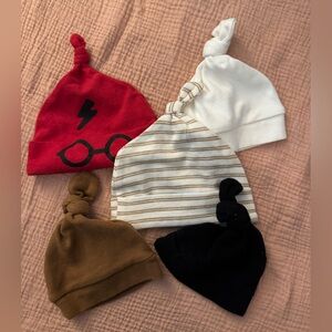 Kids Knotted Beanie Set - White, Black, Red, Brown
